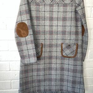 Hope & Henry Kids Plaid Dress with Brown Details Around Pockets Elbow Patches